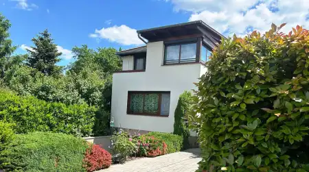 Eladó családi ház, Budapest, XIV. kerület 5 szoba 275 m² 295 M Ft