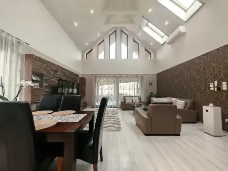 Eladó családi ház, Eger-Felnémet 3+1 szoba 185 m² 139 M Ft