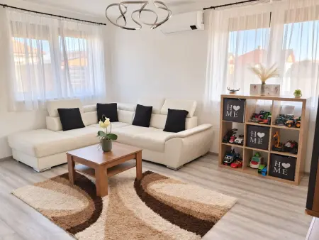 Eladó családi ház, Levél 4+1 szoba 104 m² 110 M Ft