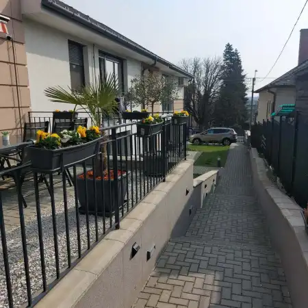 Eladó téglalakás, Hévíz 3 szoba 74 m² 114 M Ft