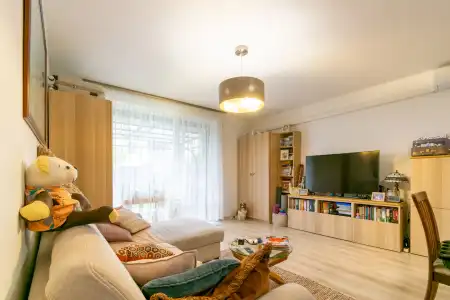 Eladó téglalakás, Mosonmagyaróvár 3 szoba 65 m² 81.9 M Ft