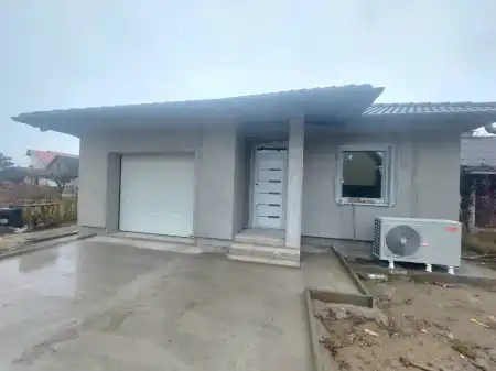 eladó új építésű családi ház, Szigetszentmiklós