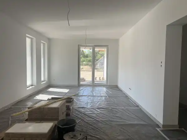 Eladó új építésű családi ház, Veresegyház 5 szoba 144 m² 134.5 M Ft