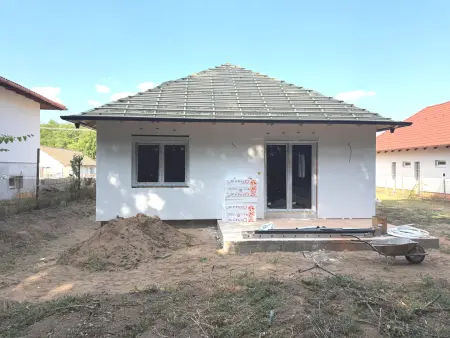 eladó új építésű családi ház, Veresegyház