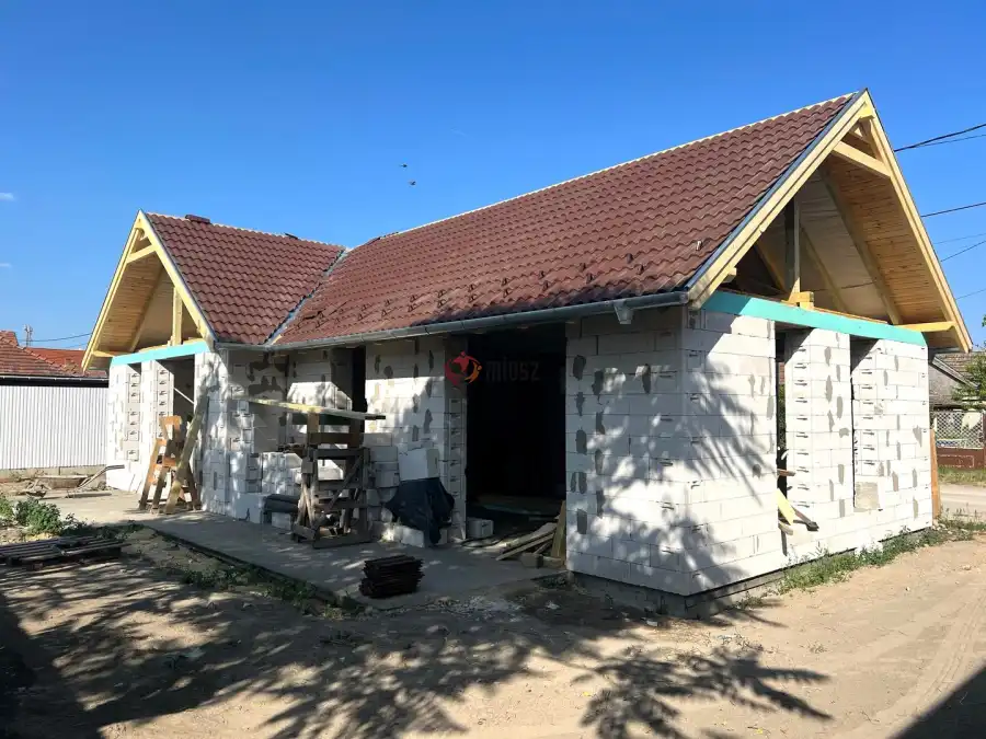 eladó új építésű ikerház, Kiskunlacháza