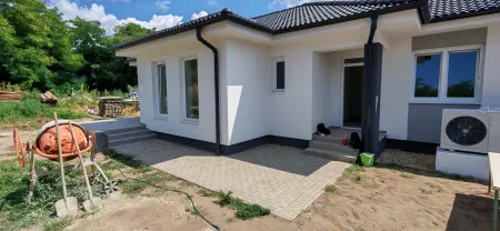 Eladó új építésű ikerház, Nyíregyháza 3 szoba 111 m² 83 M Ft