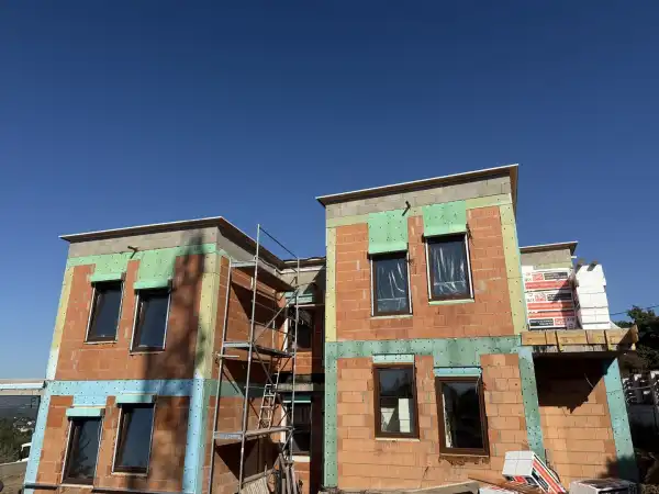 Eladó új építésű ikerház, Vác 5 szoba 132 m² 149.9 M Ft