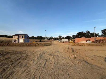 Eladó új építésű telek, Üröm 845 m² 87 M Ft