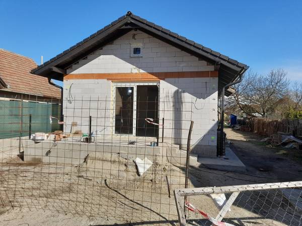 eladó újépítésű ikerház, Szigetújfalu