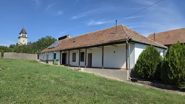 Eladó újszerű családi ház, Bodrogkisfalud 3 szoba 85 m² 39.5 M Ft