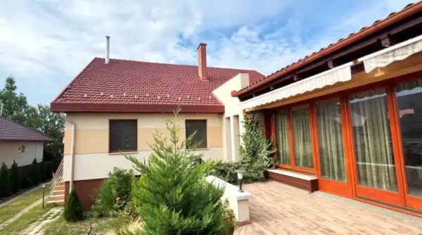 Eladó újszerű családi ház, Dabas 4 szoba 120 m² 119 M Ft