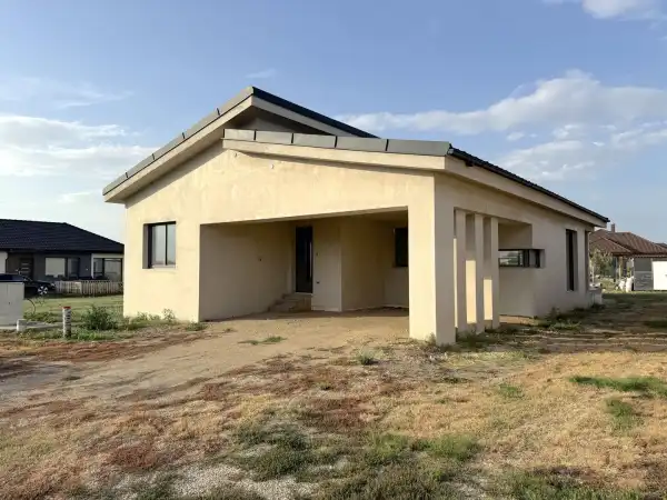Eladó újszerű családi ház, Jánossomorja 4 szoba 117 m² 115 M Ft