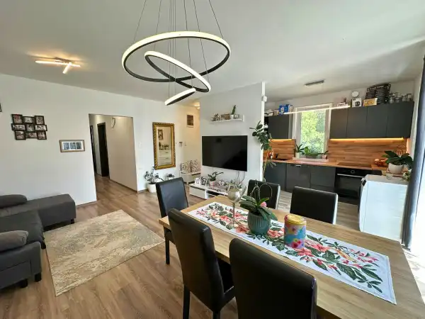 Eladó újszerű családi ház, Vácrátót 4 szoba 77 m² 119 M Ft + Áfa