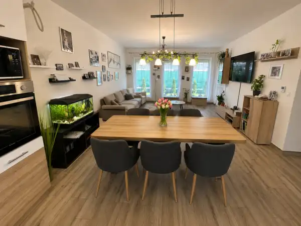 Eladó újszerű ikerház, Kiskunlacháza 4 szoba 93 m² 86.9 M Ft