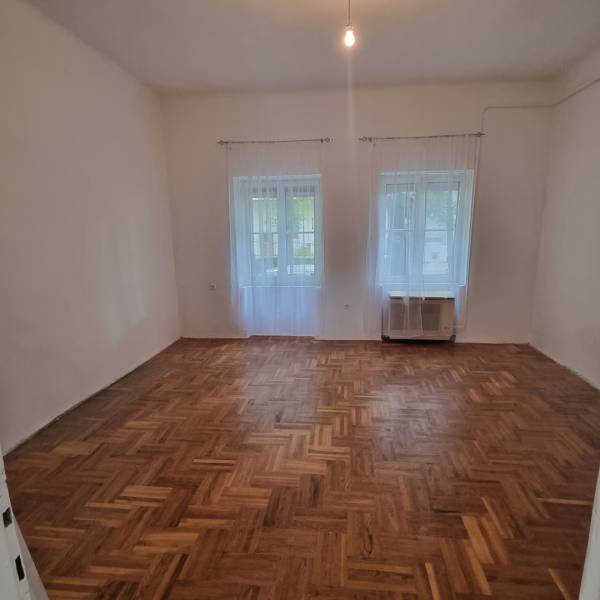 eladó újszerű sorház, Budapest, XIX. kerület