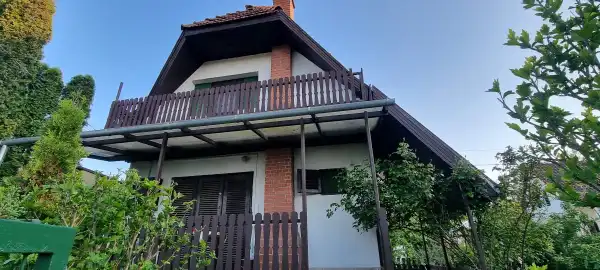 Eladó újszerű tanya, Gomba 1 szoba 55 m² 41 M Ft