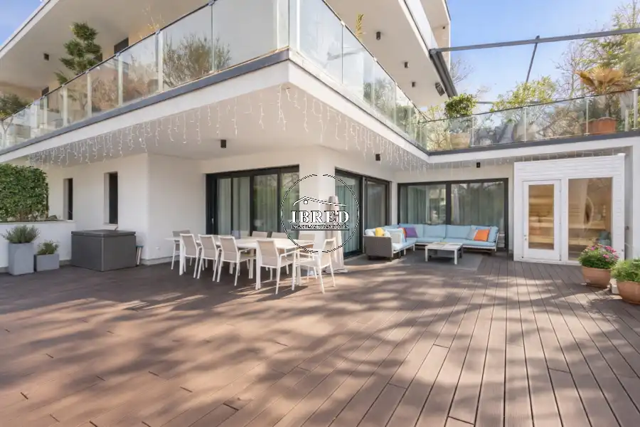 eladó újszerű téglalakás, Budapest, II. kerület