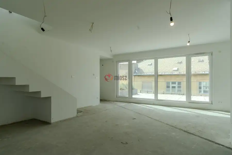 eladó újszerű téglalakás, Budapest, VIII. kerület