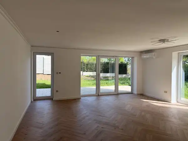 Eladó újszerű téglalakás, Budapest, XII. kerület 3 szoba 136 m² 269 M Ft