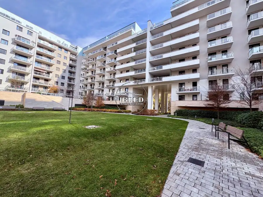 eladó újszerű téglalakás, Budapest, XIII. kerület