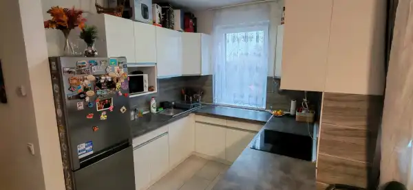 Eladó újszerű téglalakás, Nyíregyháza 4 szoba 78 m² 79.8 M Ft