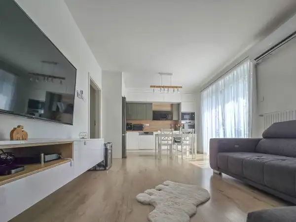 Eladó újszerű téglalakás, Sopron 3 szoba 60 m² 78 M Ft